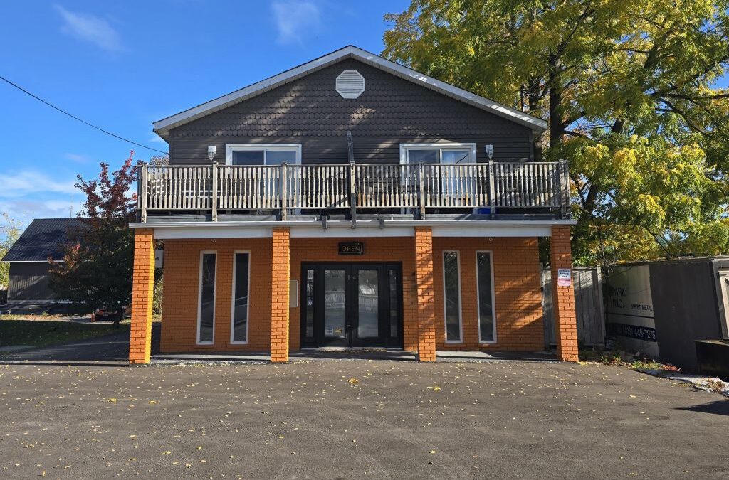 For Lease – 14 Oak St. Unit 2, Fenelon Falls, ON. – $1,500/Month
